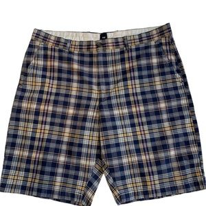 Gap Men's Size 38 Blue Plaid Flat Front Slanted Pockets Bermuda Shorts